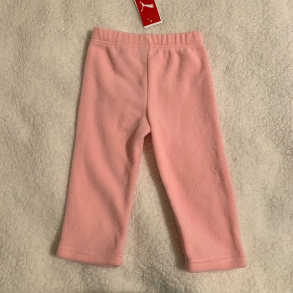 Girls 3 Piece Puma Fleece Outfit - Picture 14 of 14